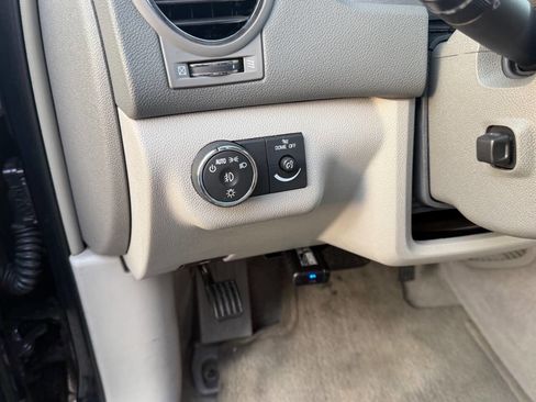 Used 2009 Buick Enclave CXL w/ Entertainment Package #4 image 31