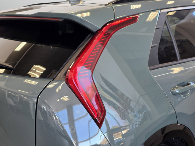 New 2025 Kia Niro Wind w/ Wind Preserve Package FWD image 23