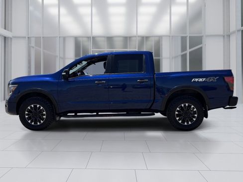 Used 2020 Nissan Titan PRO-4X w/ Pro-4x Convenience Package AWD/4WD image 3
