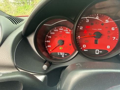 Used 2024 Porsche 718 Cayman S w/ Premium Package RWD image 12