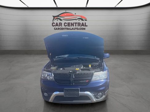 Used 2017 Dodge Journey Crossroad FWD image 25