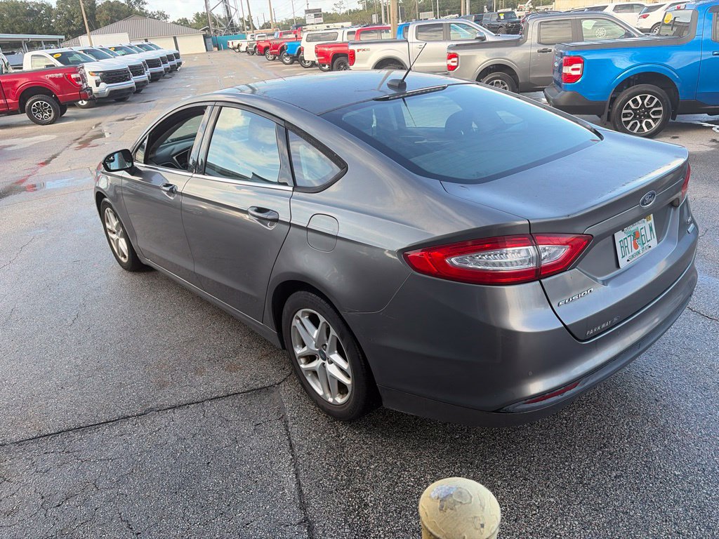 Used 2013 Ford Fusion SE FWD image 7