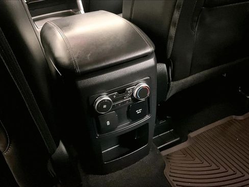 Used 2021 Ford Explorer Platinum w/ Equipment Group 601A image 35