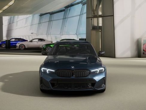 New 2026 BMW 330i Sedan w/ M Sport Package image 28
