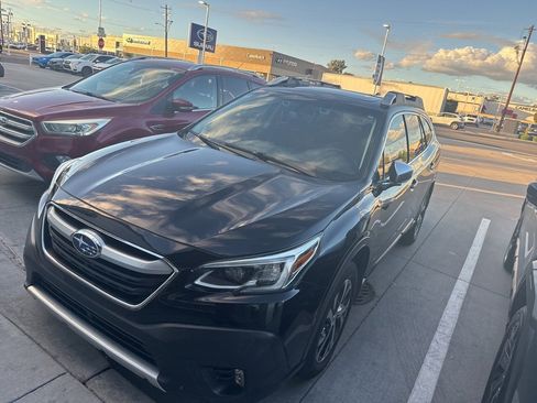 Used 2020 Subaru Outback Touring XT image 2