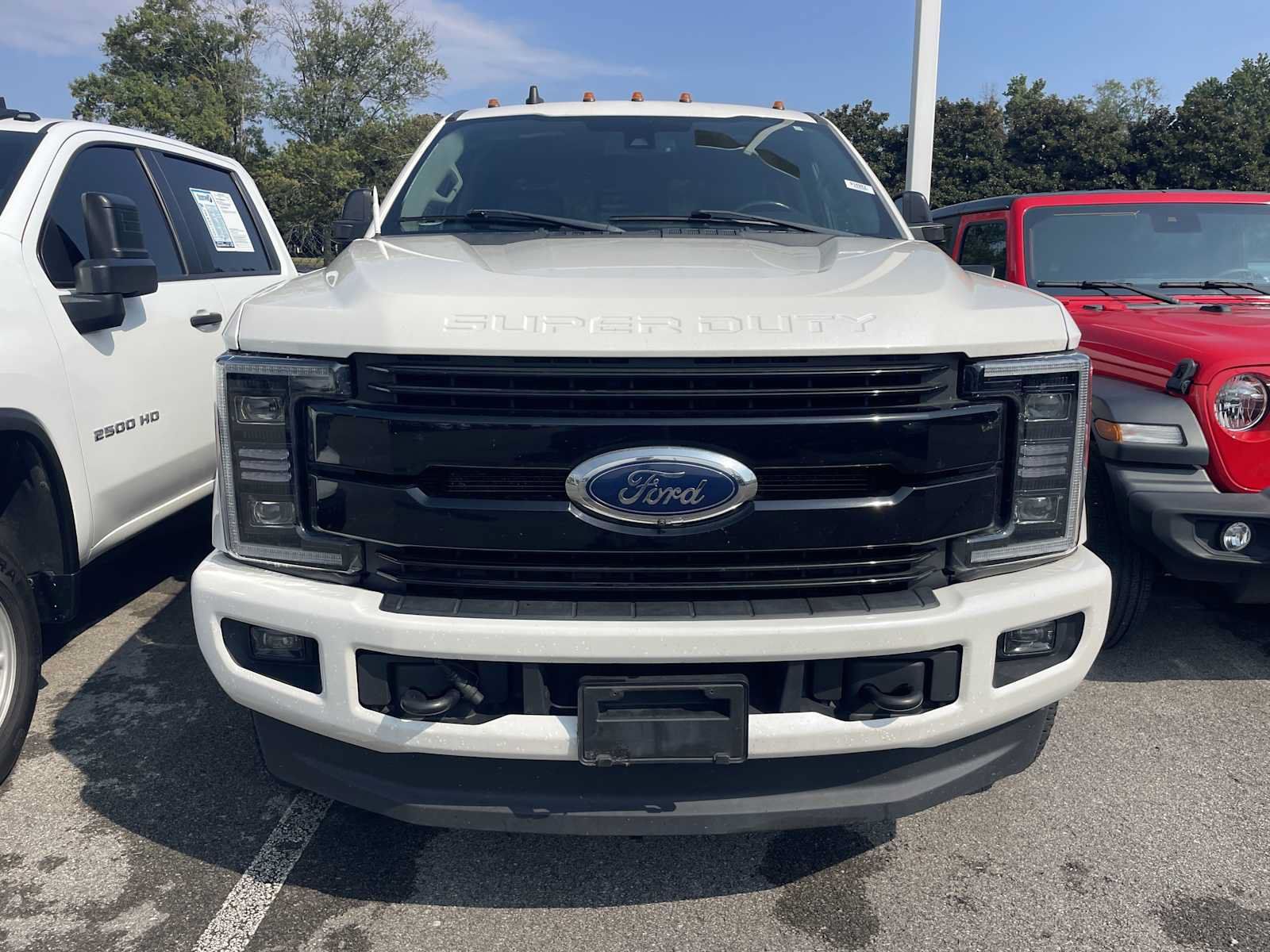 Used 2019 Ford F250 Lariat w/ Lariat Ultimate Package AWD/4WD image 2