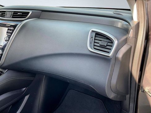 Used 2020 Nissan Murano SL image 18