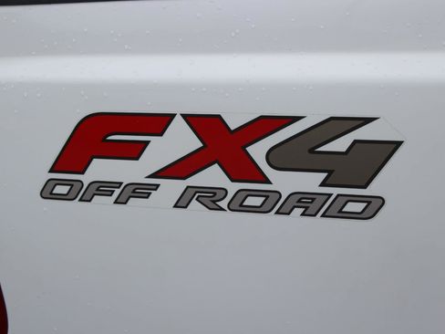 Used 2004 Ford F350 Lariat image 13