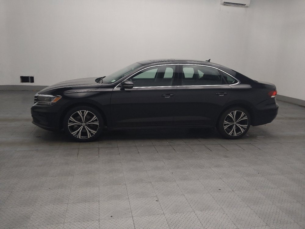 Used 2021 Volkswagen Passat 2.0T SE FWD image 2