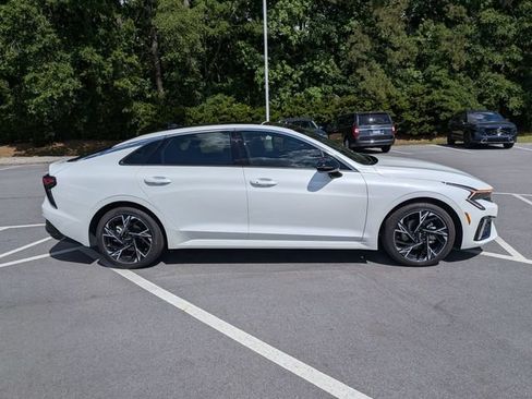 Used 2025 Kia K5 GT-Line w/ GT-Line Premium Package FWD image 2