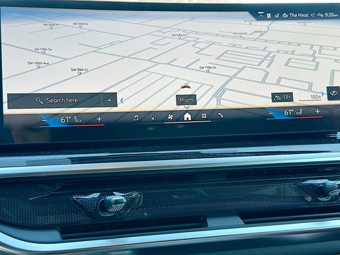 New 2026 BMW X6 xDrive40i image 10