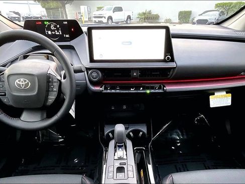 New 2026 Toyota Prius Plug-In Hybrid image 5