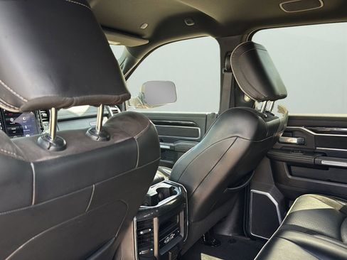 Used 2019 RAM 2500 Laramie AWD/4WD image 23