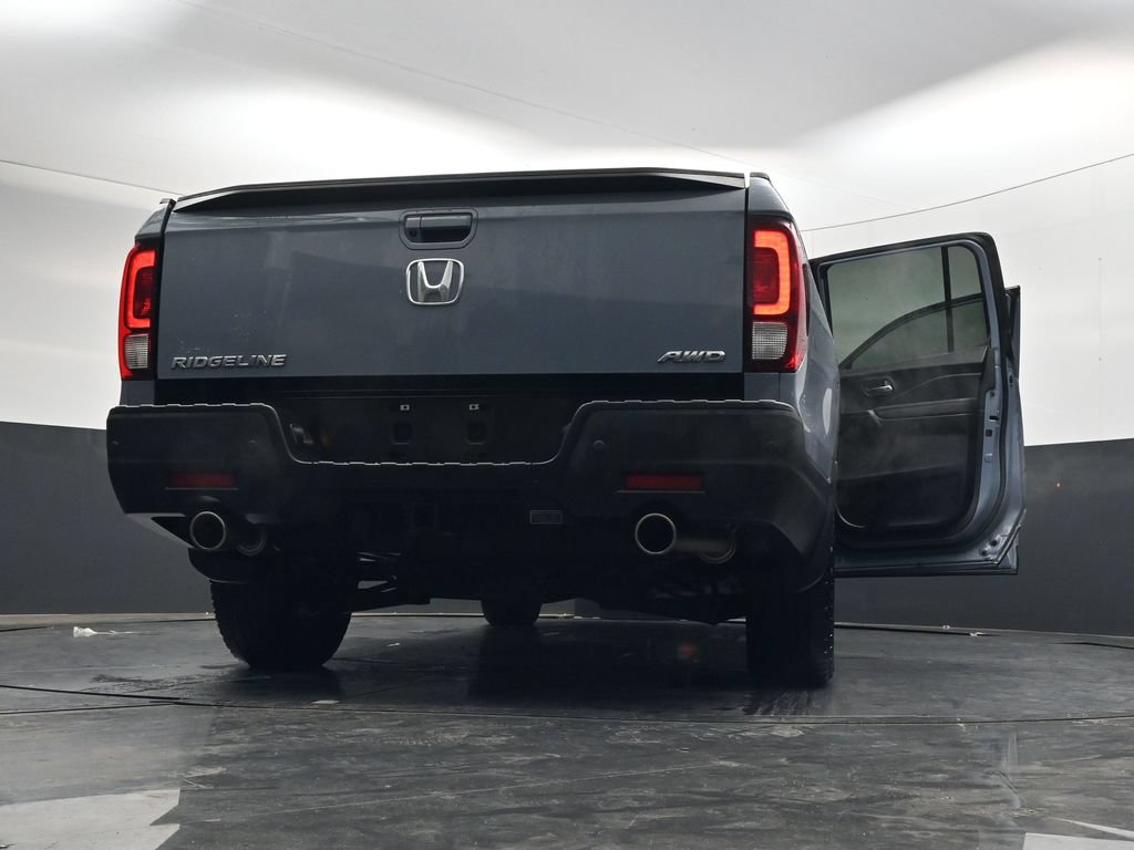 Used 2023 Honda Ridgeline Black Edition image 43