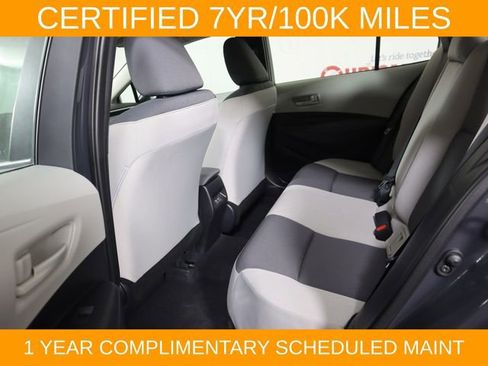 Used 2025 Toyota Corolla LE FWD image 17