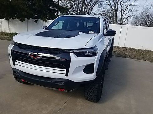 Certified 2024 Chevrolet Colorado ZR2 w/ Safety Package image 13