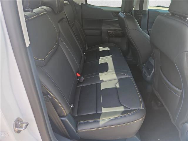 Used 2025 Ford Maverick Lobo AWD/4WD image 18