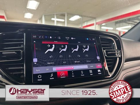 Used 2024 Dodge Durango GT AWD/4WD image 24