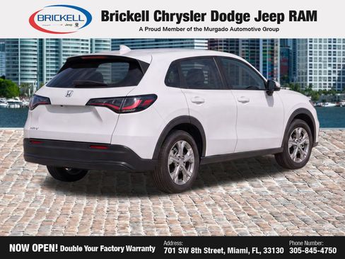 Used 2024 Honda HR-V LX image 4
