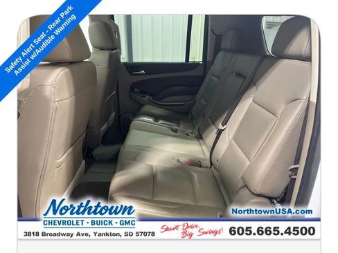 Used 2019 Chevrolet Suburban LT w/ LT Signature Package image 26