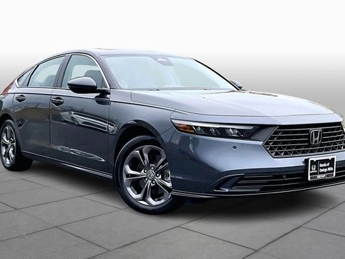 Used 2024 Honda Accord EX-L image 2