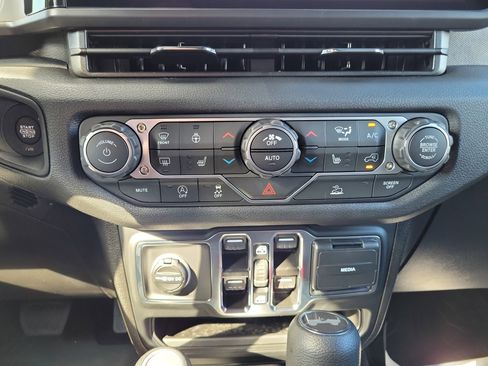 New 2025 Jeep Wrangler Sport S image 38