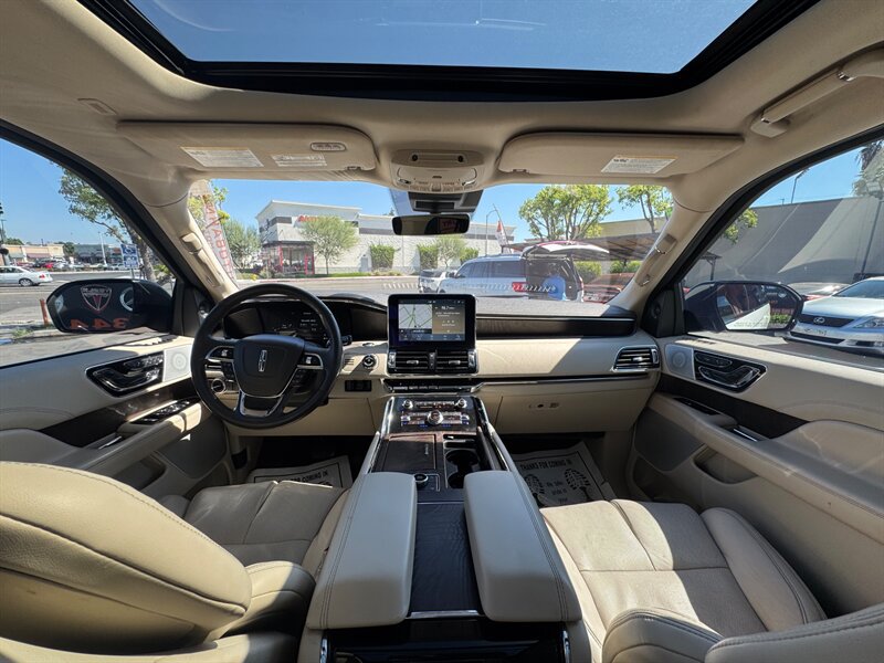 Used 2020 Lincoln Navigator L Reserve w/ Luxury Package AWD/4WD image 34