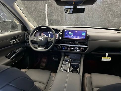 New 2026 Nissan Pathfinder Platinum AWD/4WD image 19