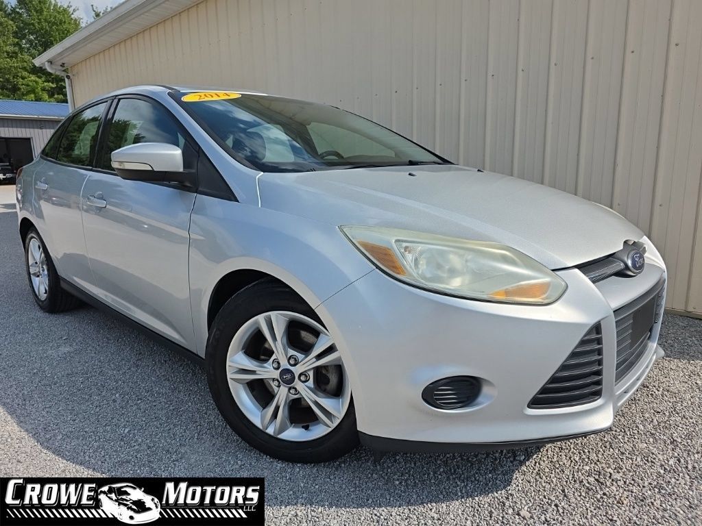 Used 2014 Ford Focus SE FWD image 1