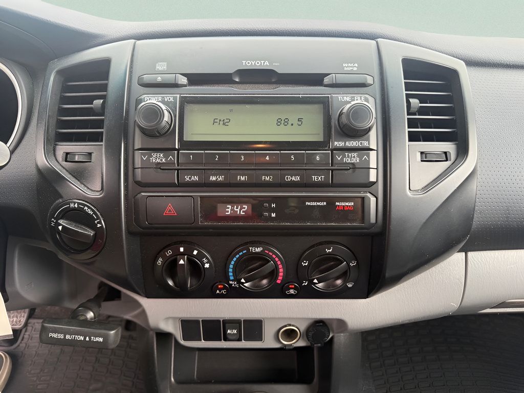 Used 2012 Toyota Tacoma 4x4 Regular Cab image 21