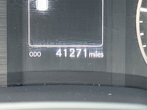 Used 2022 Lexus GX 460 Premium image 28