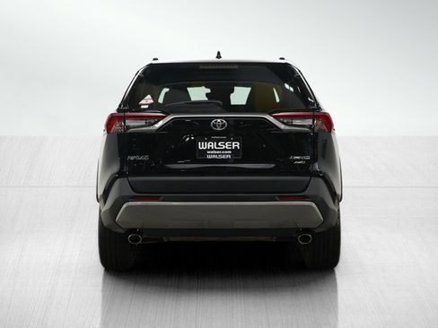 Used 2025 Toyota RAV4 Limited w/ Weather Package AWD/4WD image 4