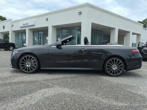 Used 2023 Mercedes-Benz E 450 Cabriolet w/ AMG Line image 4