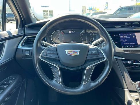 Certified 2023 Cadillac XT5 Premium Luxury AWD/4WD image 16