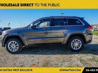 Used 2014 Jeep Grand Cherokee Laredo w/ 18" Wheel & 8.4" Radio Group video 2