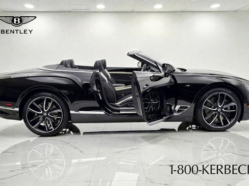 Used 2021 Bentley Continental GT image 8