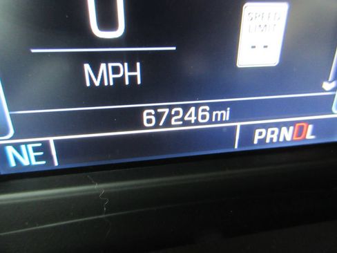 Used 2018 Chevrolet Suburban LT RWD image 33