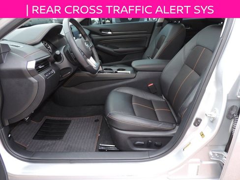 Certified 2021 Nissan Altima 2.5 SR w/ SR Premium Package image 16