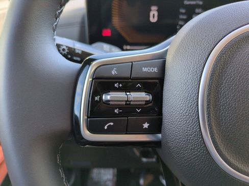New 2026 Kia Carnival EX FWD image 19
