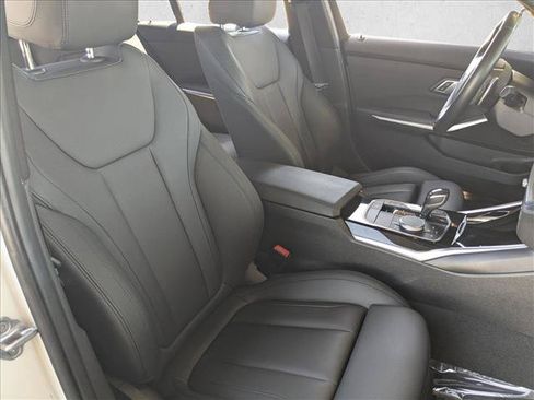 Used 2019 BMW 330i Sedan RWD image 21
