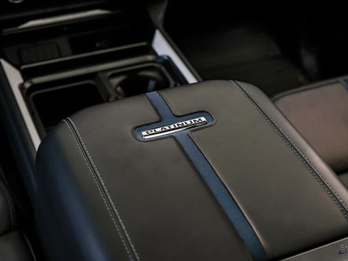 Used 2026 Ford F450 Platinum w/ FX4 Off-Road Package image 92