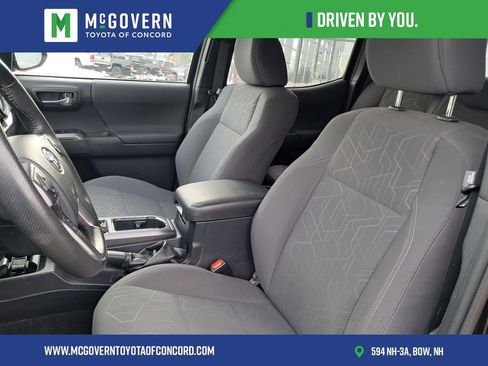 Used 2019 Toyota Tacoma TRD Off-Road image 9