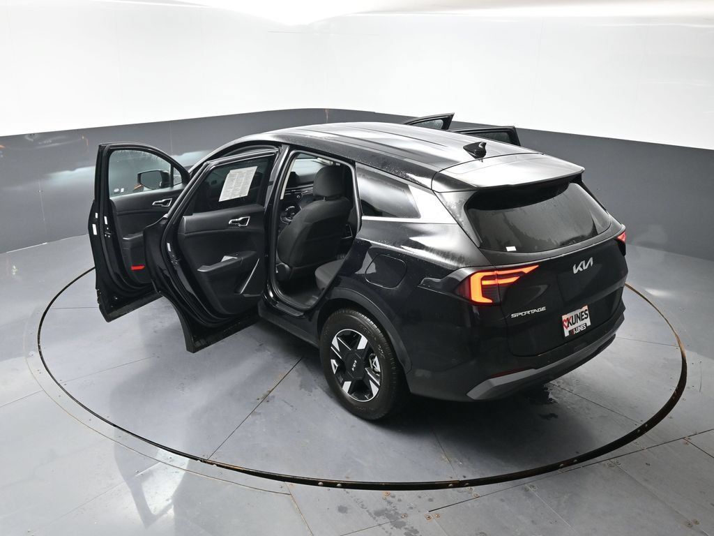 Used 2026 Kia Sportage LX FWD image 58