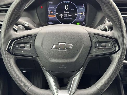 Used 2022 Chevrolet Bolt EUV LT image 19