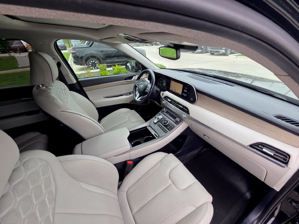 Used 2021 Hyundai Palisade Limited FWD image 15