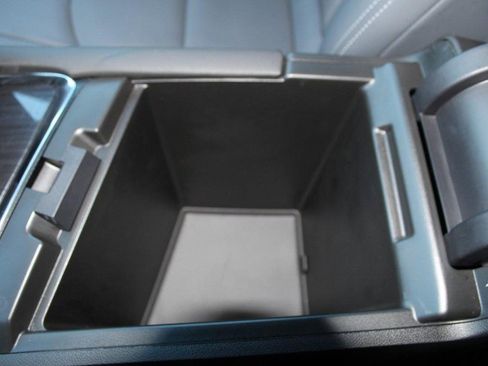 Used 2023 Buick Enclave Essence image 43