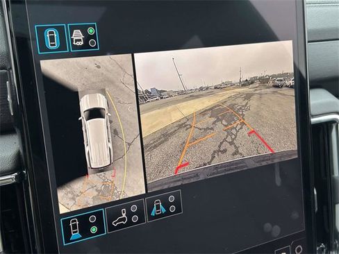 Used 2026 GMC Yukon XL Denali w/ Sun & Power Step Package image 26