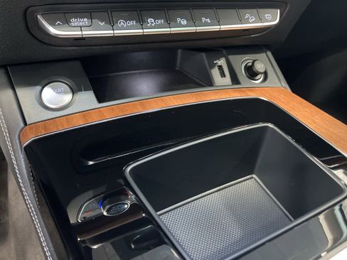 Used 2023 Audi Q5 2.0T Prestige w/ Prestige Package image 23