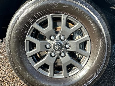 Used 2025 Toyota 4Runner SR5 image 26