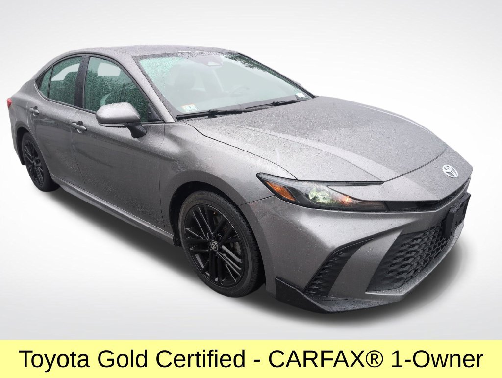 Certified 2025 Toyota Camry SE FWD image 9